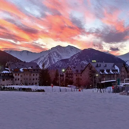 Snoe Vall De Boi Resort