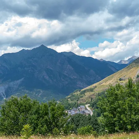 Snoe Vall De Boi Hotel